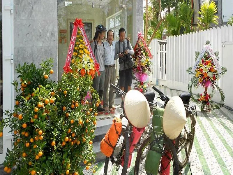 Center Homestay Хойан 0*,