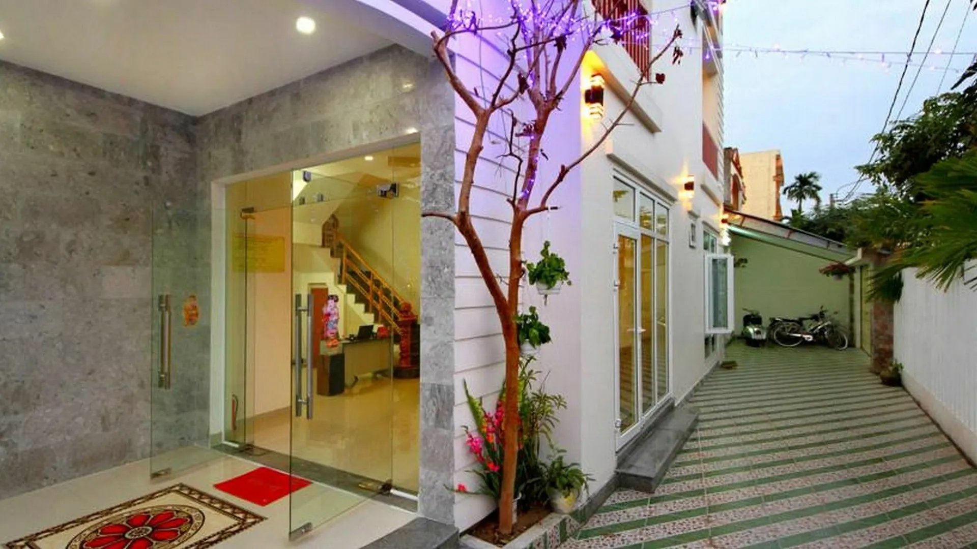 Center Homestay Хойан