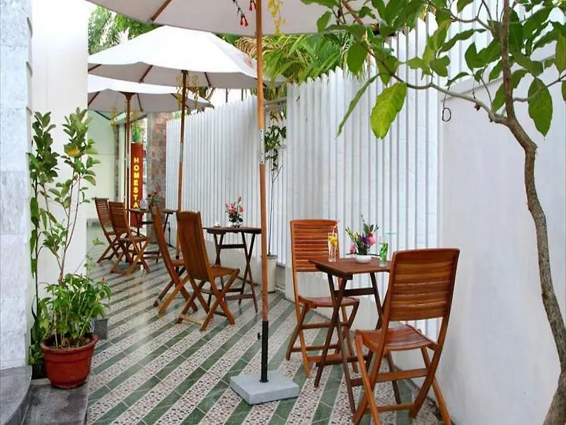 Center Homestay Хойан
