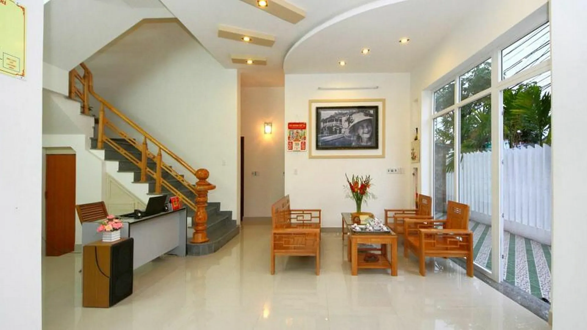 Center Homestay Хойан 0*,